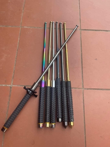 Khám Phá Baton Police - Gậy Ba Khúc Đặc Nhiệm Tối Ưu Cho An Ninh Bảo Vệ