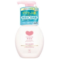 Sữa rửa mặt làm sạch và dưỡng ẩm cho da nhạy cảm COW Additive Free Foaming Facial Wash 160ml- 4901525010566