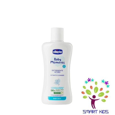 Gel Vệ Sinh Vùng Kín Cho Bé Chiết Xuất Hoa Cúc Chicco 0M+ 200ml