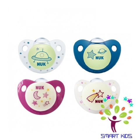 BỘ 2 TI GIẢ NUK NIGHT / DAY SILICONE PHÁT SÁNG