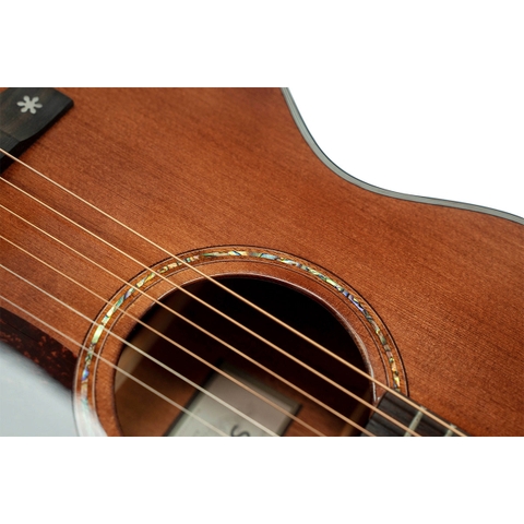 Đàn Guitar Acoustic Saga SA830CE