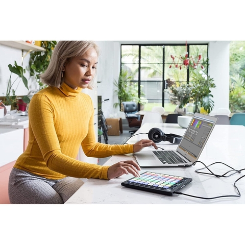 Novation Launchpad Mini Mk3 Grid Controller