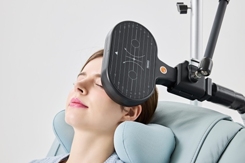 Máy kích thích từ trường xuyên sọ BRAINSTIM