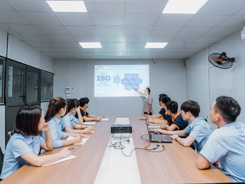 Meeting Room 03