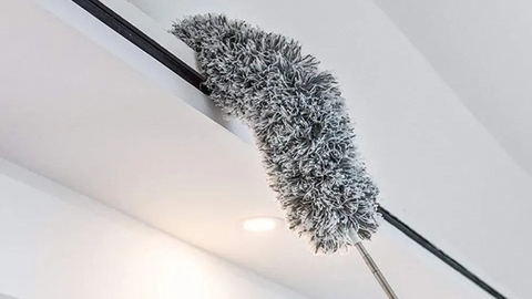 Sử dụng chổi quét trần nhà nào là phù hợp khi vệ sinh không gian Nhà Chùa?