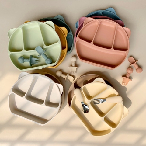 Khay silicon hình gấu 4 ngăn