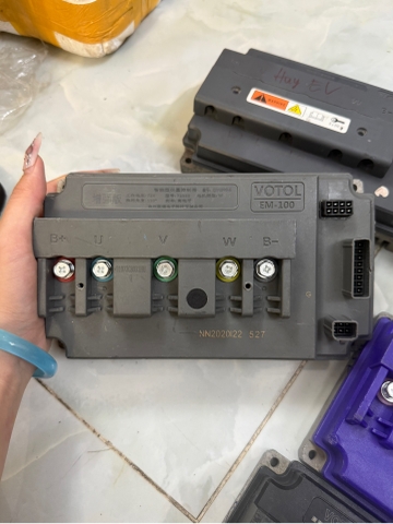 Bộ điều khiển IC VOTOL EM-100