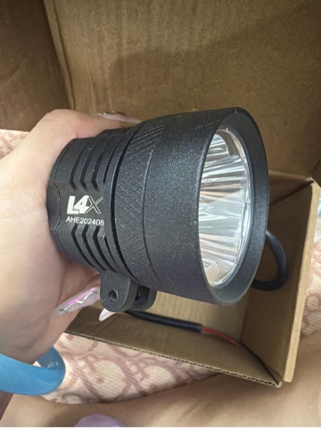 Đèn L4X