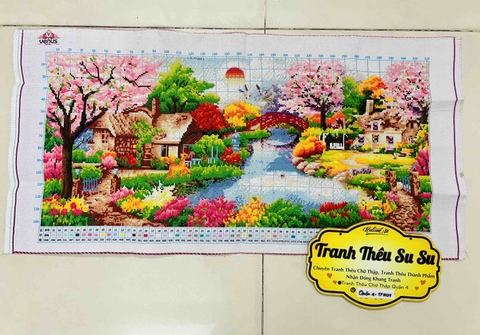 TRANH ĐÃ THÊU THÀNH PHẨM, PHONG CẢNH NGÔI NHÀ HẠNH PHÚC, KÍCH THƯỚC 84 x 43 cm