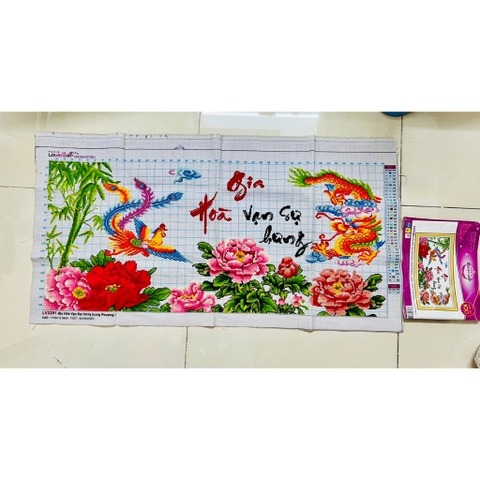 Tranh đã thêu Gia hòa vạn sự hưng, kích thước 110 x 54 cm