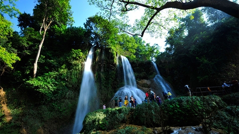 HÀ NỘI - MỘC CHÂU - MƯỜNG PHĂNG - ĐIỆN BIÊN - HÀ NỘI 3 NGÀY 2 ĐÊM