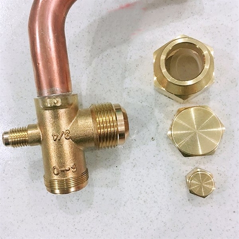 Van Khóa Cục Nóng Phi 19