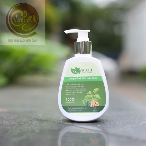 Dung dịch vệ sinh ngải cứu V.U.I