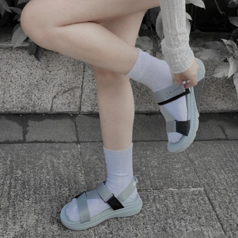 Sandal CHÍNH HÃNG - Giày SHONDO Nam Nữ F7 Xám Phối Đen- Đế Phylon, Quai Tháo Gỡ Tiện Lợi.