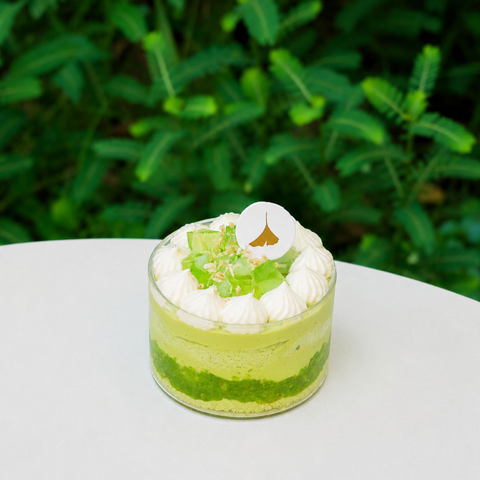 Mini Cake Bơ Già, Cốm Non, Dừa Ngon - Avocado, Young Green Rice & Coconut Mini Cake