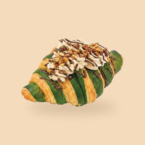 Croissant Hạt Dẻ Cười - Pistachio Croissant