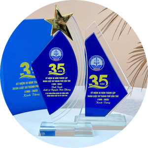 Kỷ Niệm Chương