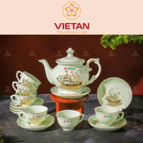 Bộ Ấm Chén Bát Tràng Cao Cấp Men Ngọc Vẽ Vàng Thuận Buồm Xuôi Gió BAC01