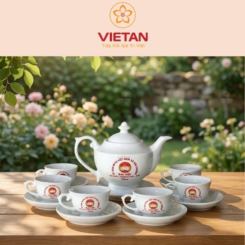 Bộ ấm chén quà tặng Đại hội Mặt Trận Tổ Quốc Việt Nam