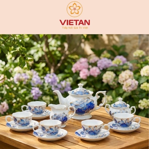 Bộ ấm chén trà Bát Tràng quà tặng vẽ hoa sen xanh dát vàng