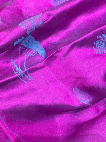 CHICATIQUE Áo Dài tơ tằm cổ yếm Vân Hoa