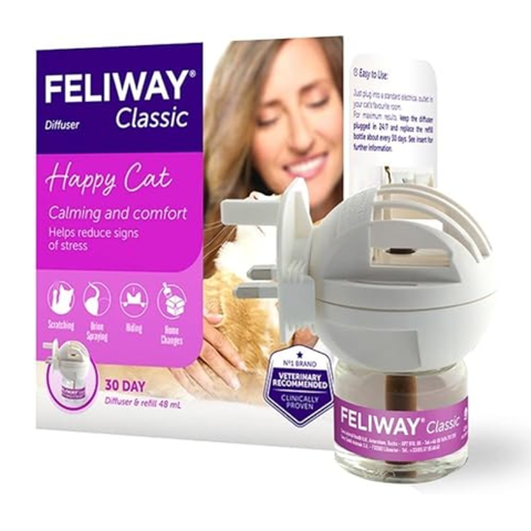 Máy Tinh Dầu Feliway Classic Giảm Căng Thẳng Cho Chó Mèo