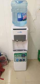 Cây nước nóng lạnh Karofi HC16