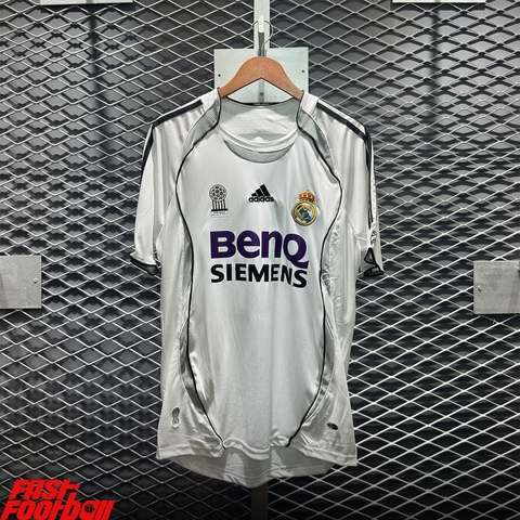ÁO BÓNG ĐÁ REAL MADRID 2006/07 SÂN NHÀ (In ấn note vào ghi chú đơn hàng, tên số 70k, patch C1 50k)