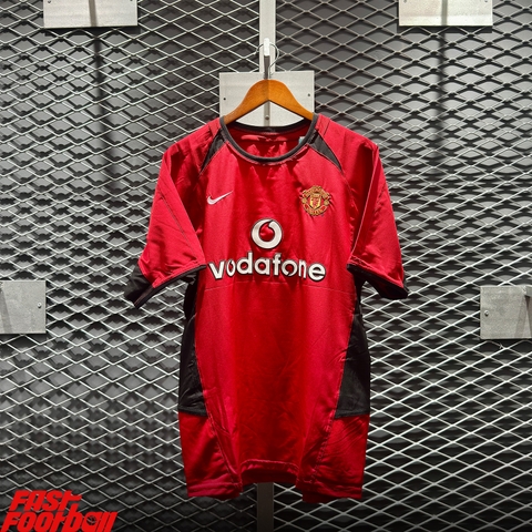 ÁO BÓNG ĐÁ MANCHESTER UNITED 2002/04 SÂN NHÀ (In ấn note vào ghi chú đơn hàng, tên số 70k, patch NHA 50k, patch C1 25k)