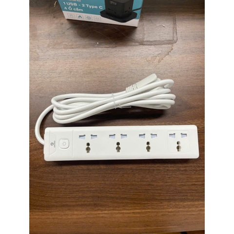 Ổ cắm điện kéo dài chữ nhật Manigo UNS 1K4 4 ổ cắm độ dài dây cắm 2,5 mét Bảo hành 18 tháng