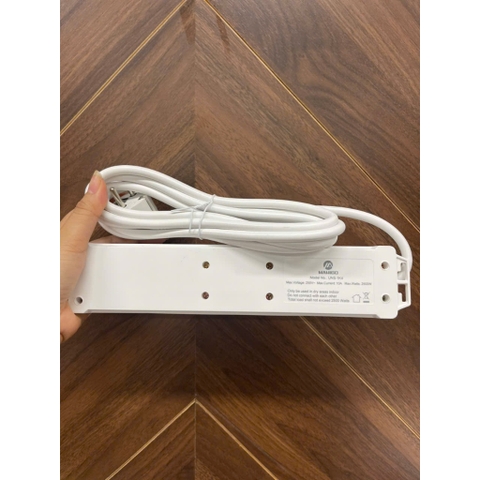 Ổ cắm điện kéo dài chữ nhật Manigo UNS 1K4 4 ổ cắm độ dài dây cắm 2,5 mét Bảo hành 18 tháng