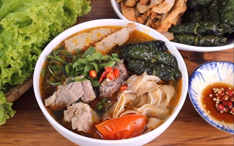 Nấu bánh đa cua Hải Phòng đậm đà, chuẩn vị