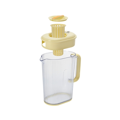 Set bình nhựa đựng nước dung tích 2L kèm 4 cốc Elmich EL8363