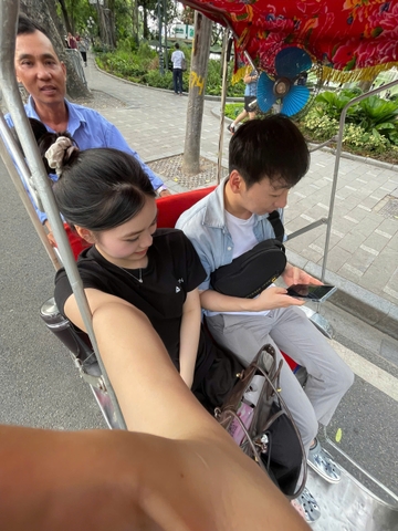 베트남 한국어학과 대학생과 함께하는 𝟏:𝟏 하노이 시티 오토바이 투어