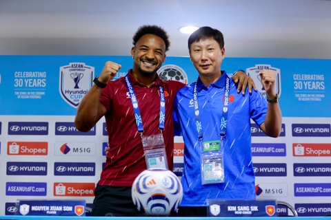 HỌP BÁO TRƯỚC BÁN KẾT ASEAN CHAMPIONSHIP 2026: HLV KIM SANG SIK VÀ XUÂN SON QUYẾT TÂM ĐÁNH BẠI MALAYSIA
