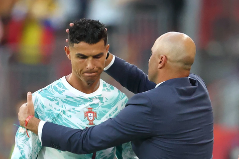 Roberto Martinez chính thức từ chức HLV tuyển Bồ Đào Nha sau thất bại trước Tây Ban Nha