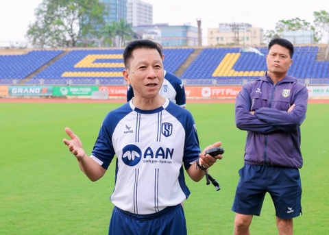 HLV Văn Sỹ Sơn: Tôi muốn cống hiến tâm huyết và chất xám cho SLNA