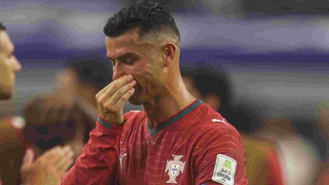 Khép lại giấc mơ World Cup, Ronaldo chưa vội quyết định chia tay đội tuyển