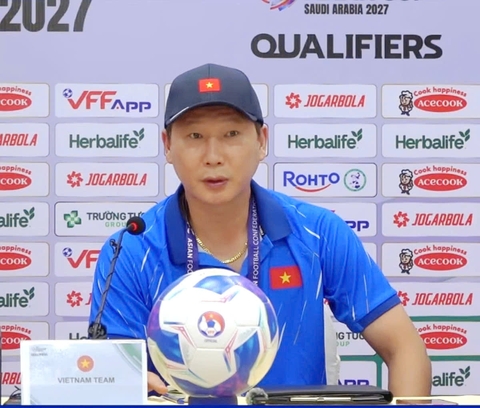 HLV KIM SANG SIK ĐẶT MỤC TIÊU CHIẾN THẮNG VÀO NGÀY MAI 14.10.2025