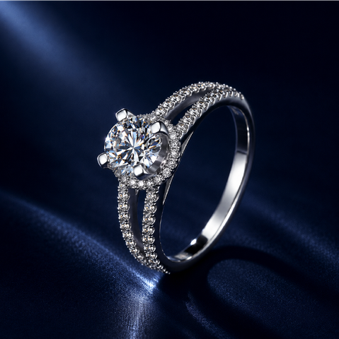 Nhẫn nữ bạc 925 đính kim cương Moissanite 0,8 Carat