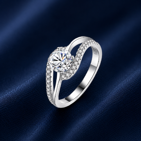 Nhẫn nữ bạc 925 đính kim cương Moissanite 0,8 Carat