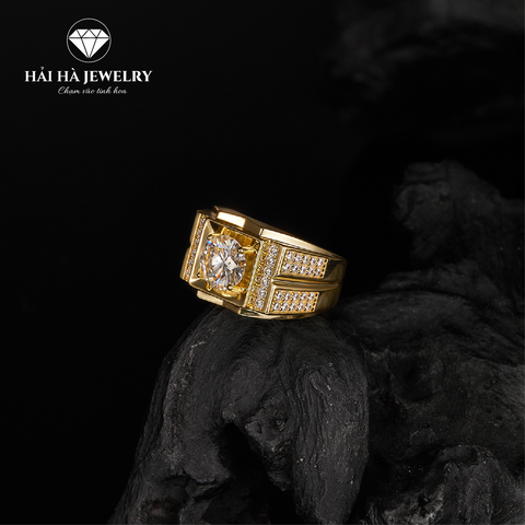Nhẫn nam bản khối đính đá trung tâm – Vững vàng từ bên trong | Hải Hà Jewelry