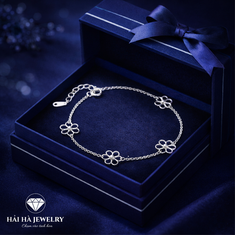Vòng tay hoa nhỏ an yên – Nở theo nhịp cảm xúc | Hải Hà Jewelry