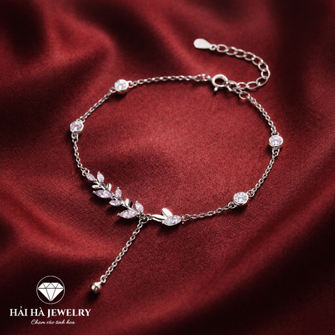 Vòng tay lá rủ đính đá – Mềm mại theo từng chuyển động | Hải Hà Jewelry