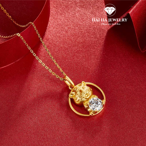 Dây chuyền con giáp tuổi Dần bạc mạ vàng – Giữ một nội lực vững vàng và rất tĩnh | Hải Hà Jewelry