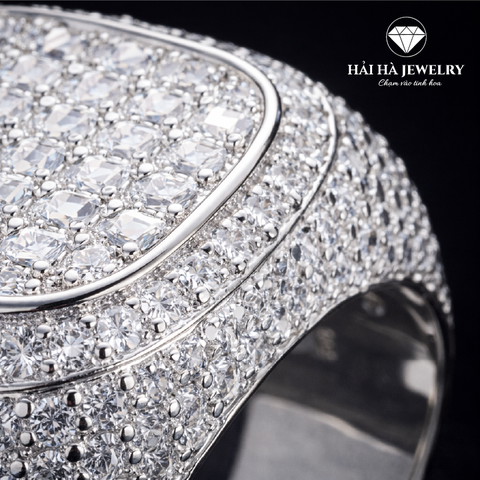 Nhẫn nam dáng khối mặt tròn – Khoảng lặng của một niềm tin đã vững | Hải Hà Jewelry