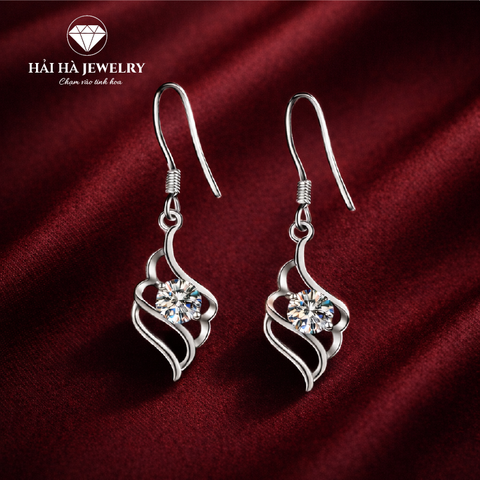 Bông tai nữ bạc 925 đính moissanite – dáng móc rơi mềm mại, chuyển động tinh tế