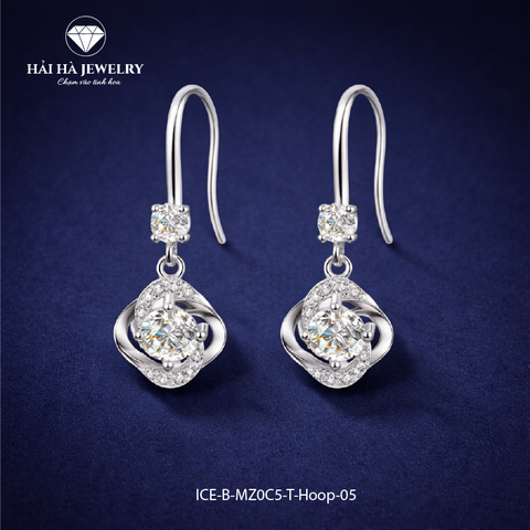 Bông tai bạc 925 đính moissanite dáng treo – chuyển động dịu và ánh sáng tinh tế | Hải Hà Jewelry