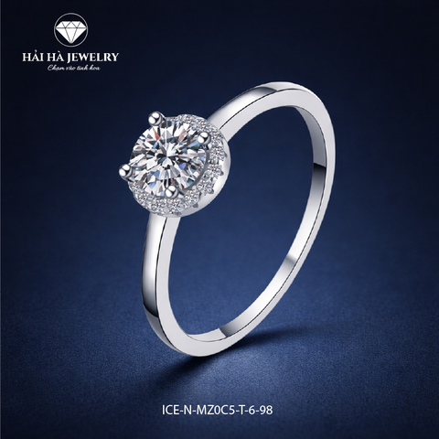 Nhẫn nữ bạc 925 đính kim cương Moissanite 0,5 Carat