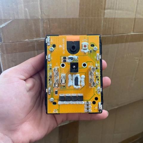 Pin Đóng 10 Cell 5ah POWER TOOL Dung Lượng Thật Chân Phổ M21 Thông Bảo Hành 6 Tháng